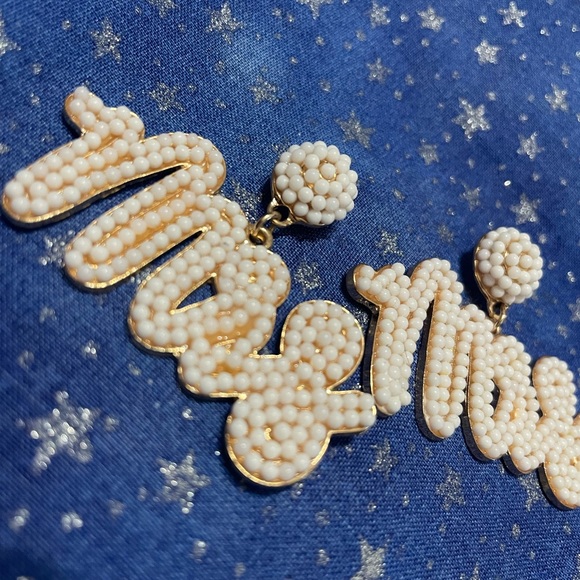 MRS earrings- Gold and White - Picture 3 of 3